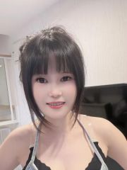 双马尾服务系美女