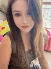 粉嫩的甜美小姐姐