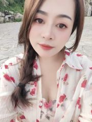 花都大奶小桃