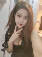 大胸颜值女友