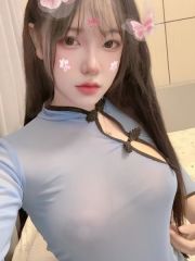 D胸小姐姐